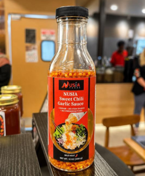NUSIA Sweet Chili Garlic Sauce Vegan • No Fish Sauce No Preservatives